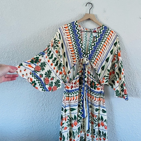 FARM Rio V-Neck Kaftan Maxi Cut-Out Dress - Picture 11 of 16